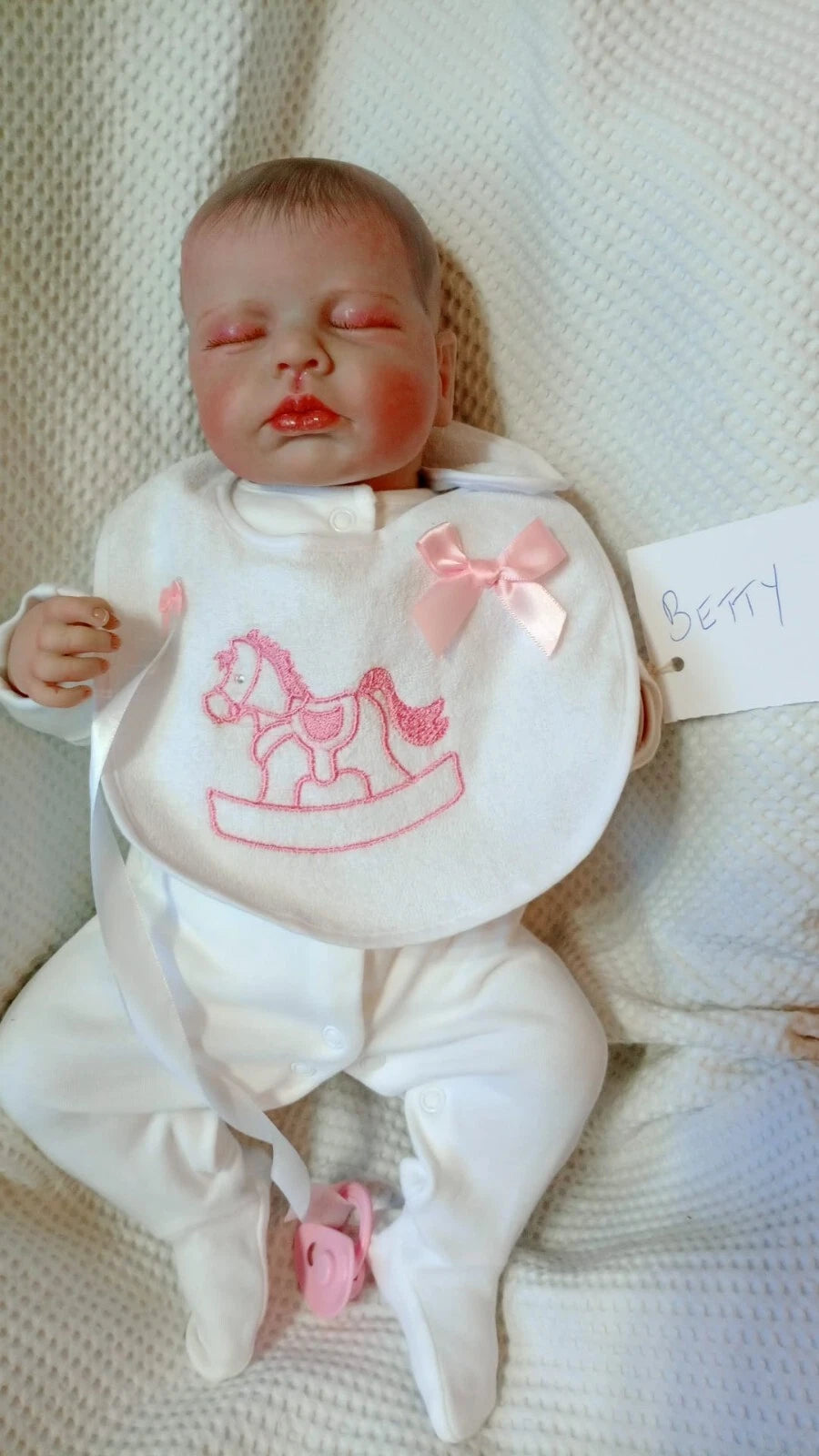 BETTY Stunning reborn baby girl Professionally weighted to 4.18lbs 18" 46cm