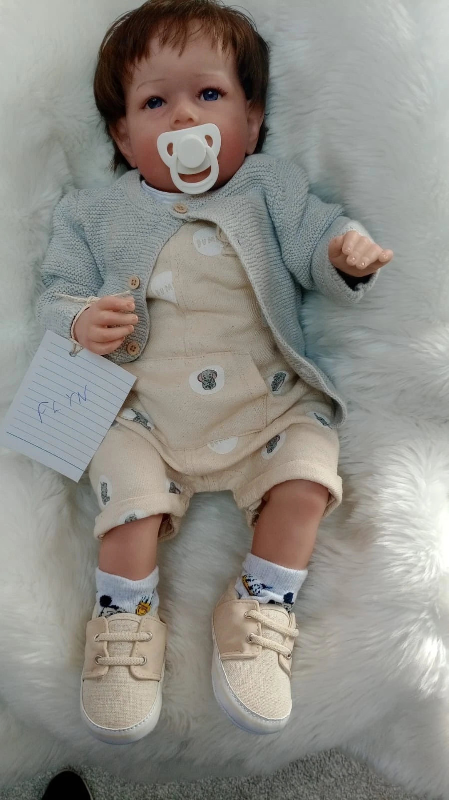 FLYN Cute reborn Doll boy Professionally weighted to 7.6 lbs 22" 56cm