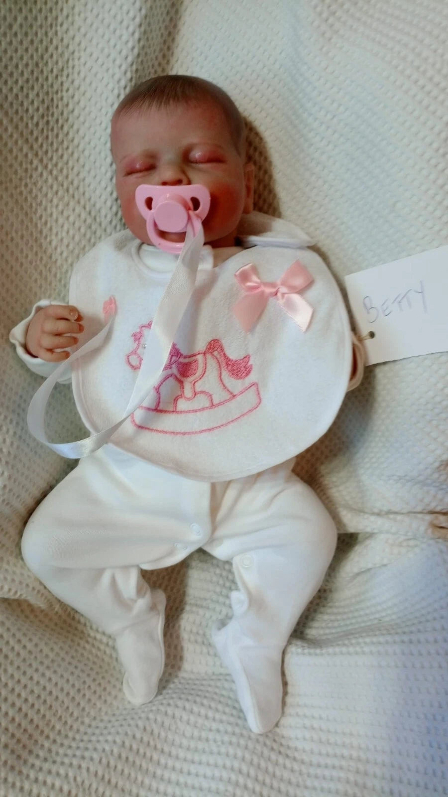 BETTY Stunning reborn baby girl Professionally weighted to 4.18lbs 18" 46cm