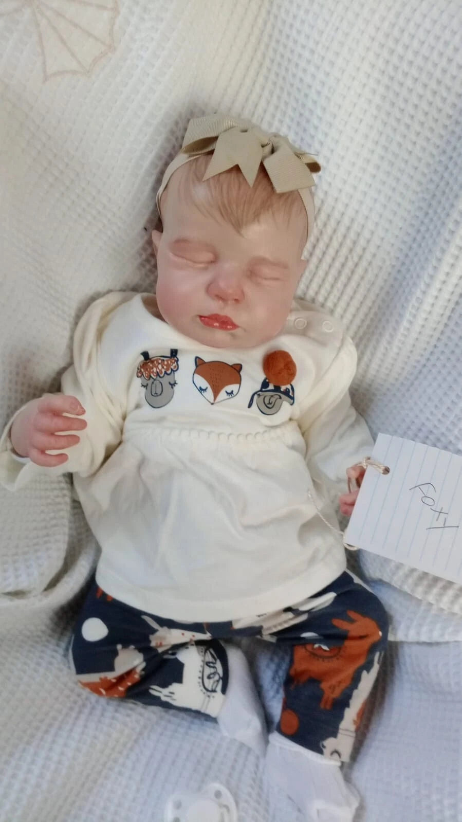 FOXY Beautiful reborn baby girl Professionally weighted to 5.82 lbs 18" 46cm
