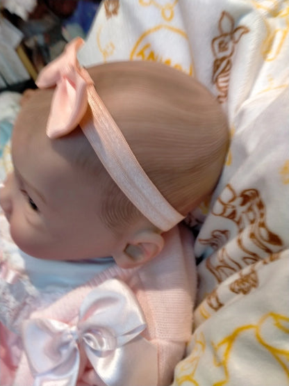 LYNDA By Andrea Ricello reborn doll girl. Weighted to 6.2lbs 2.8kgs 20" 51cm