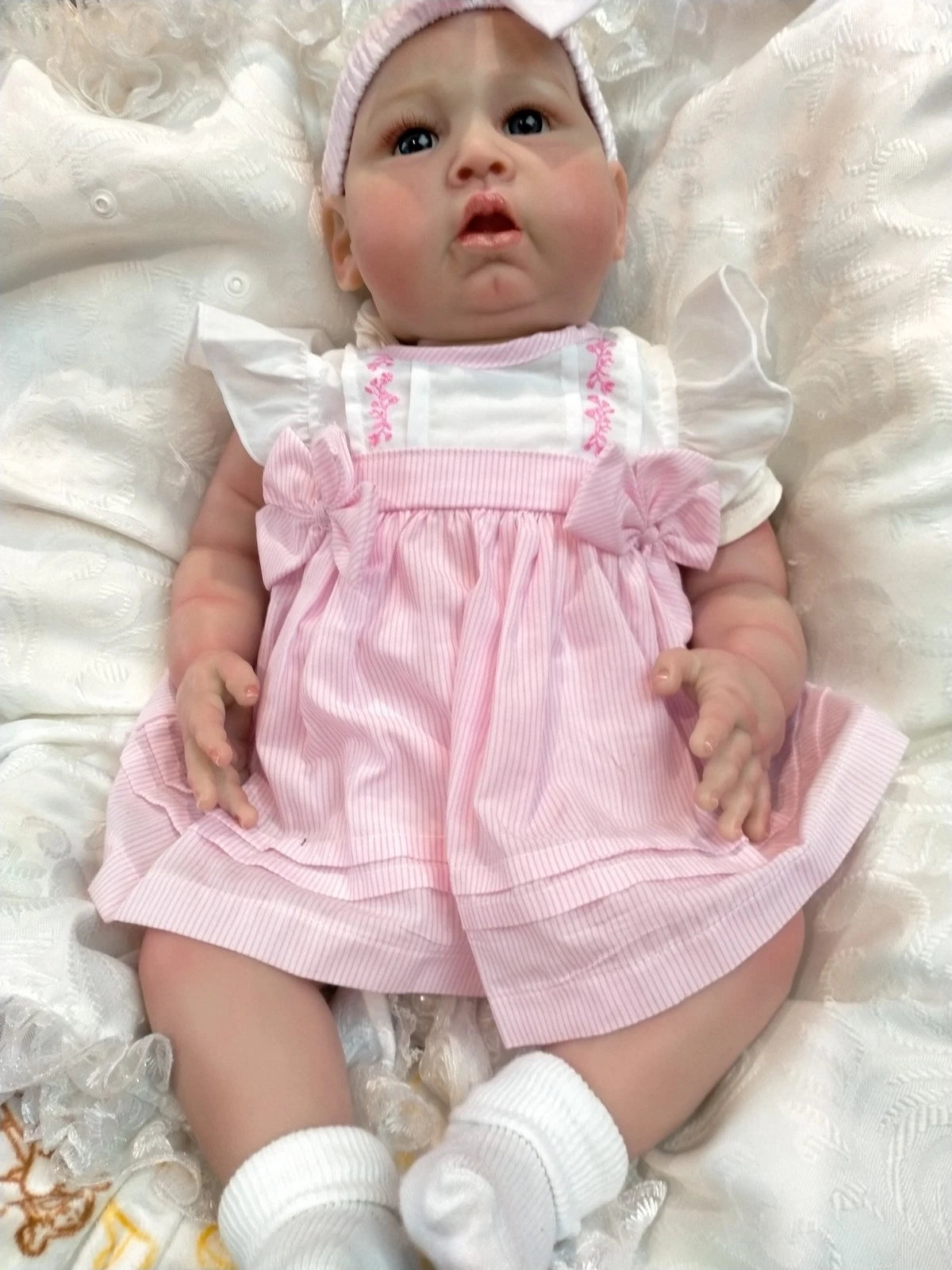 ANNIE Beautiful reborn doll girl. Nicely Weighted to 5.8lbs 2.6kgs 19" 48cm