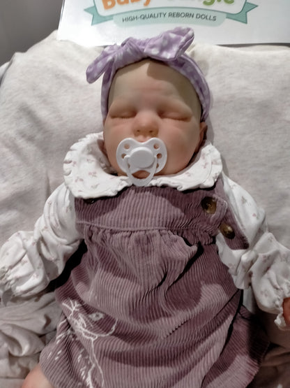 SWEETIE By Bountiful Baby Professionally weighted 7.3lbs 3.3kgs 21" 53cm