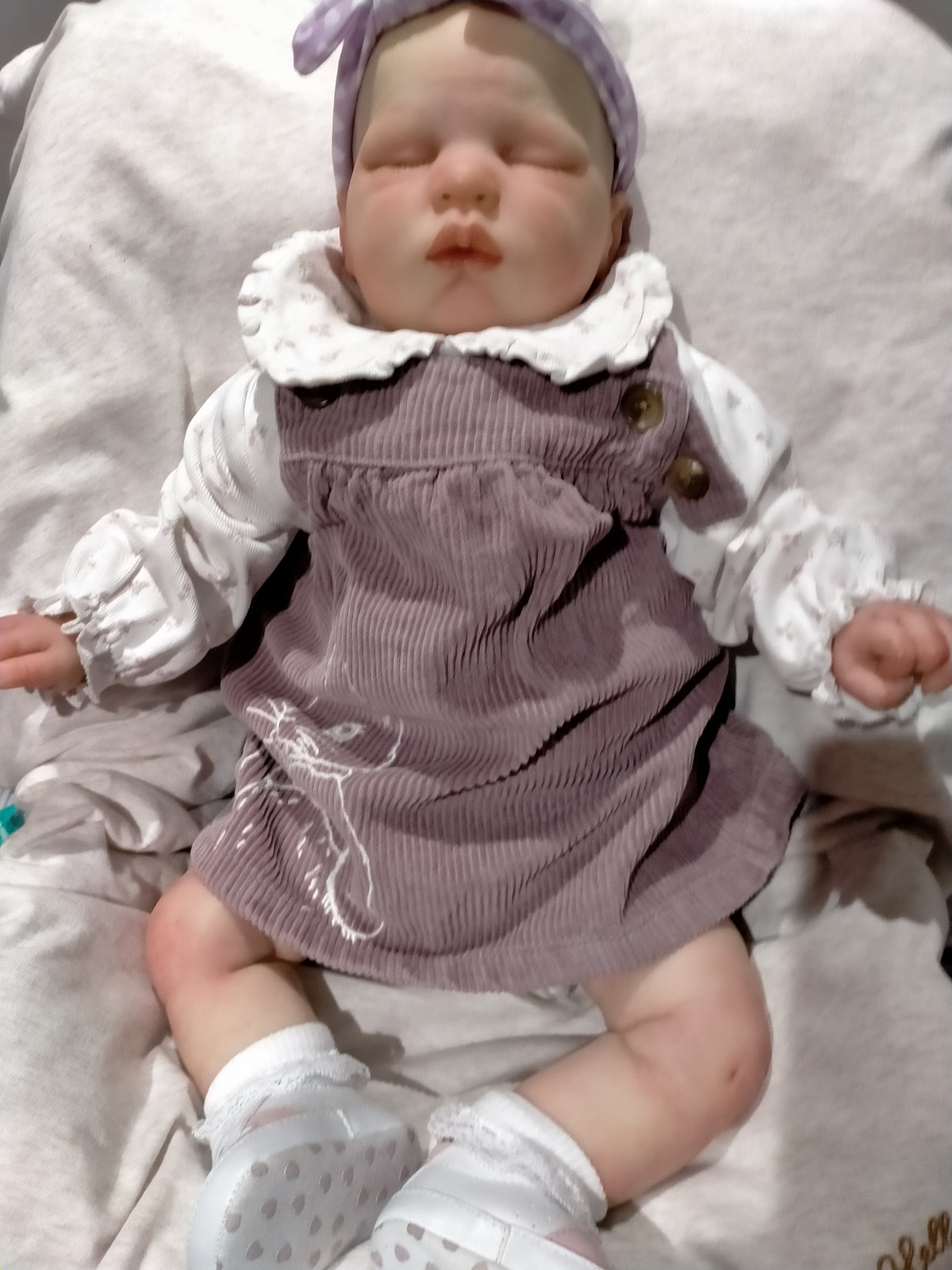 SWEETIE By Bountiful Baby Professionally weighted 7.3lbs 3.3kgs 21" 53cm