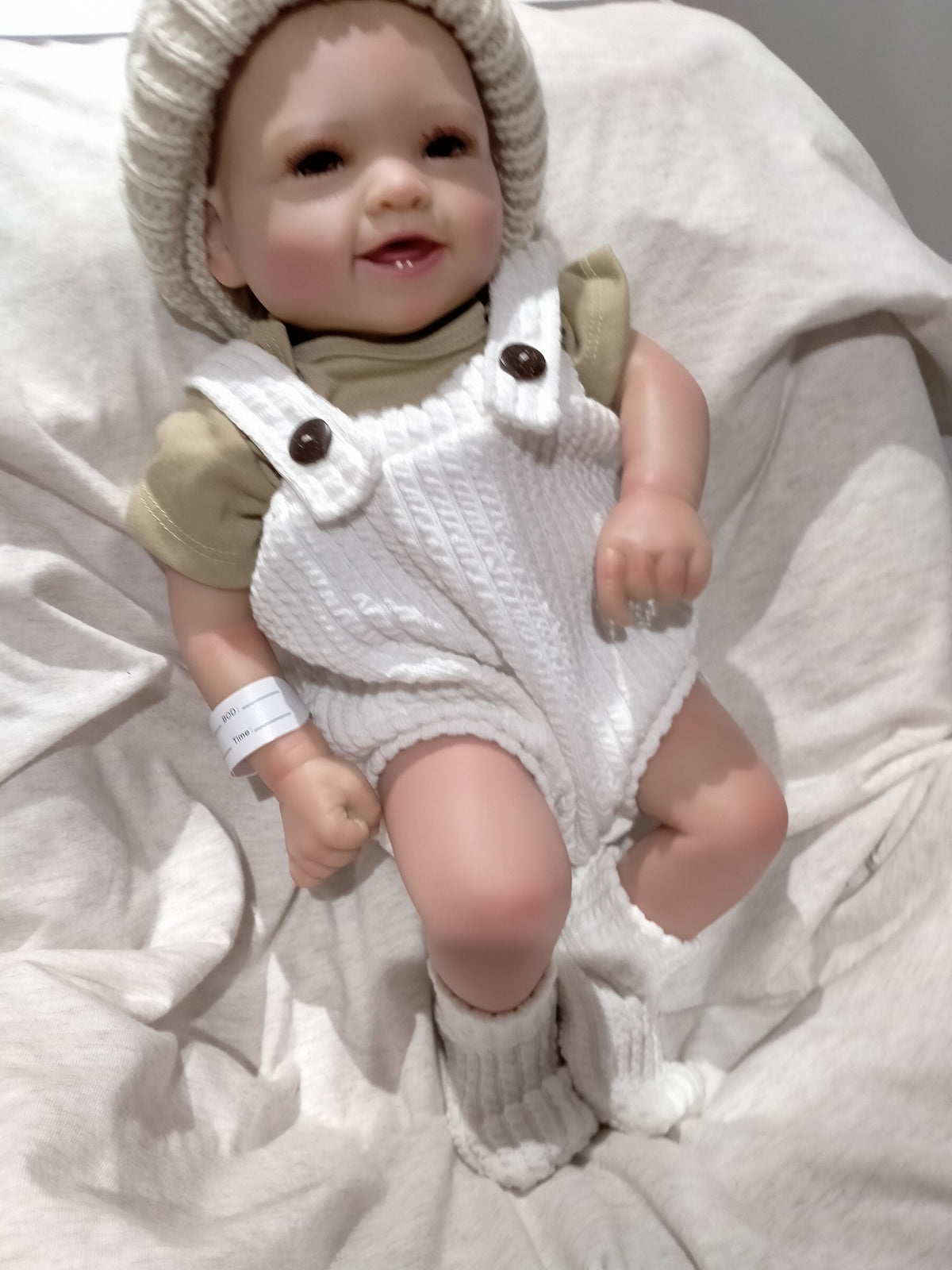 JERRY Charming reborn doll Boy. Nicely Weighted to 4.5lbs 2kgs 16" 41cm