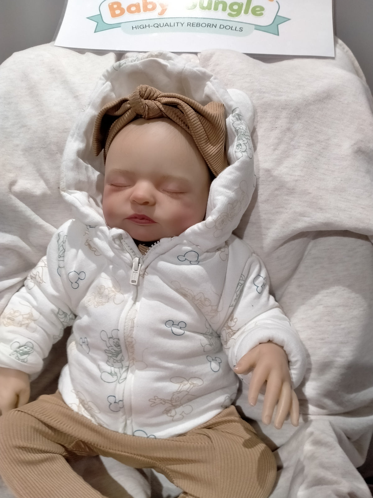KATHY Very sweet reborn doll Girl. Nicely Weighted to 5.4lbs 2.5kgs 18" 46cm