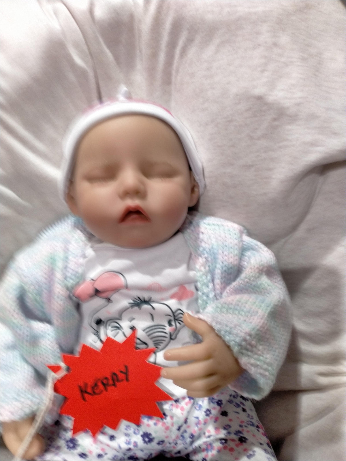 KERRY Lovely asleep reborn girl Nicely weighted to 3.8lbs 1.7kgs 16" 41cm