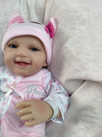 SCARLET Beautiful reborn doll Girl. Nicely Weighted to 5lbs 2.3kgs 17" 43cm - Default Title