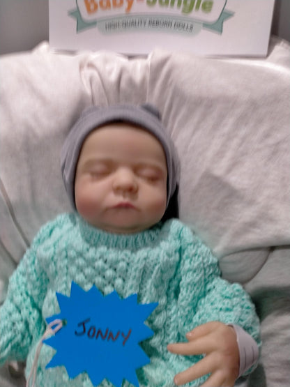JONNY Loveable reborn doll Boy. Nicely Weighted to 4.5lbs 2kgs 16" 41cm