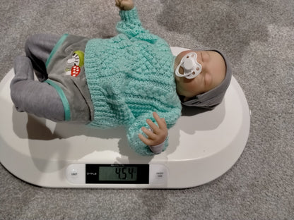 JONNY Loveable reborn doll Boy. Nicely Weighted to 4.5lbs 2kgs 16" 41cm