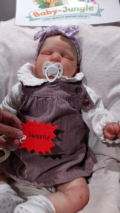SWEETIE By Bountiful Baby Professionally weighted 7.3lbs 3.3kgs 21" 53cm